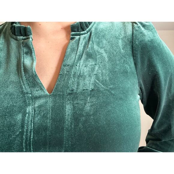 1.State: Green Velvet Tiered Dress - Picture 10 of 12